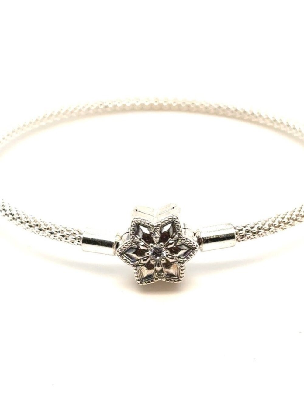 Shine Bright Star Clasp‎ Mesh Bangle